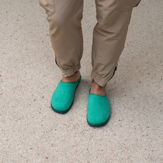 DrLuigi® Orthopedic Slippers for Men - Comfortable Medical Footwear Green drluigi