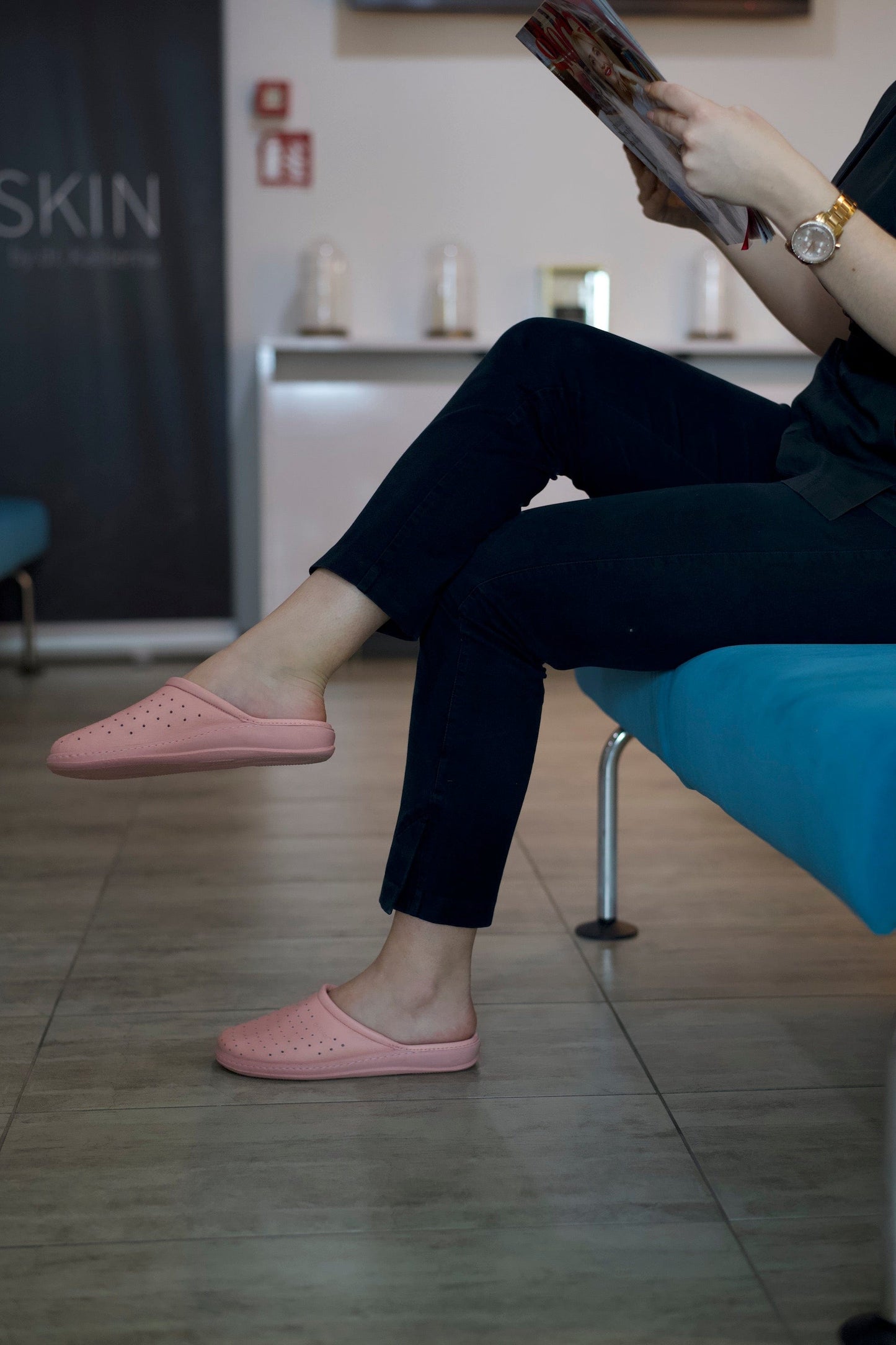 DrLuigi® Orthopedic Slippers for Women - Comfortable Medical Footwear Green Leather