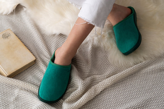 Diabetic Foot Care - Why the Right Medical Footwear Makes All the Difference