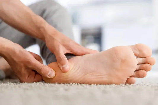 What are the causes and risk factors of heel spurs? DrLuigi